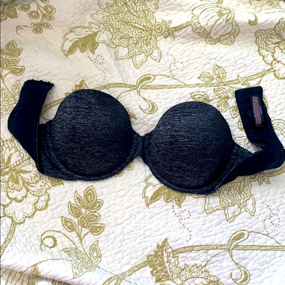 Strapless Victoria’s Secret Push up